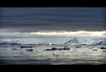 01_Leonard-Jones_Antarctic-Isolation_paul-jones