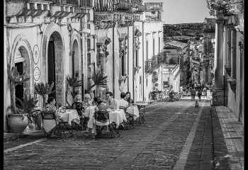 Classical-Cafe_Martyn-Smith