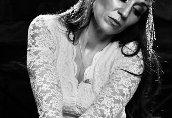 Thoughtful_Ruth-Barker