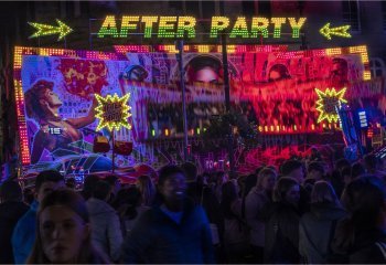 Party-Time_John-Crew-LRPS