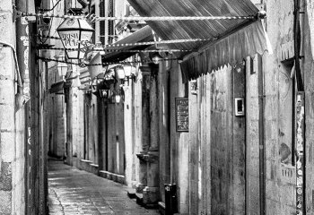 Highly-Commended_Lanterns-of-the-Old-Town_David-Wallis