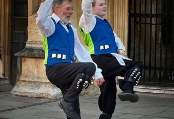 Hop-To-It-Morris_Ruth-Barker