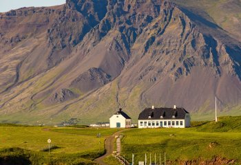 Vioey-Island-Iceland_David-Wallis