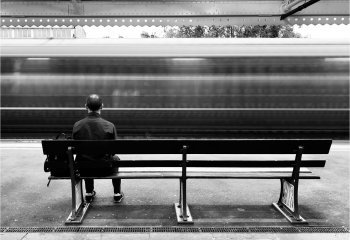 Commended_Waiting-For-The-Train_Ruth-Barker