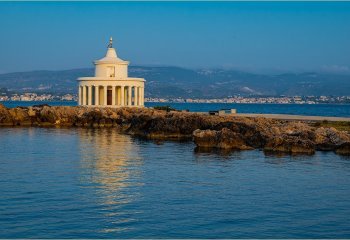 Sunrise-at-Fanari-Lighthouse_Nigel-Rogers