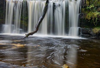 First_Autumn-falls_Stephen-Chapman