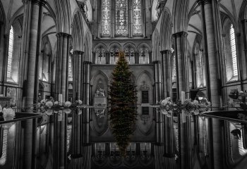 Salisbury-Christmas-Reflection_Patrick-Barker-LRPS