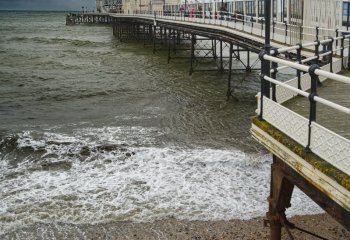 Worthing Pier in Autumn Roger Armitage