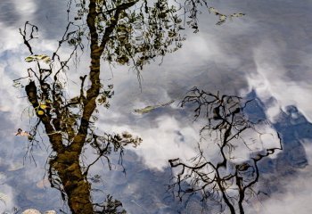 Loughrigg-Autumn-Reflection_Stephen-Chapman