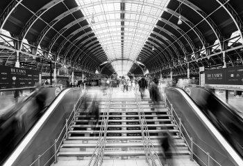 Paddington-Rush_Patrick-Barker-LRPS