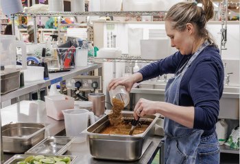 Just-a-hint-of-spice_Fin-Simpson