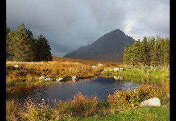 Alun-Thomas-Autumn-morning-Glencoe